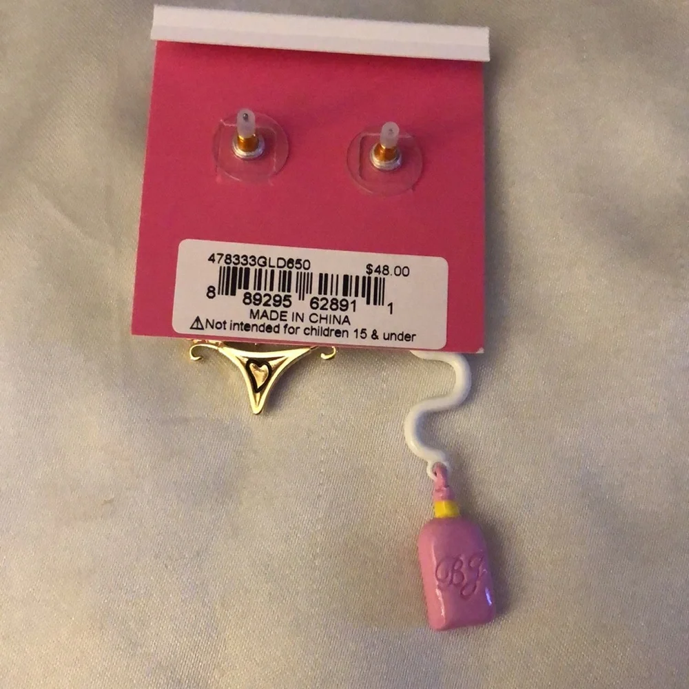 Betsey Johnson Bikini & Sunscreen Mismatch Drop Earrings Acrylic Heart NWT - Picture 13 of 14